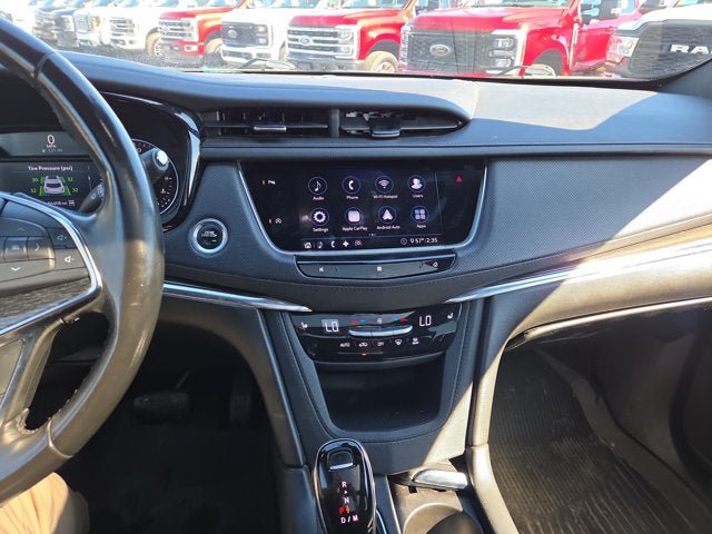 Used 2020 Cadillac XT5 Premium Luxury AWD/4WD image 17