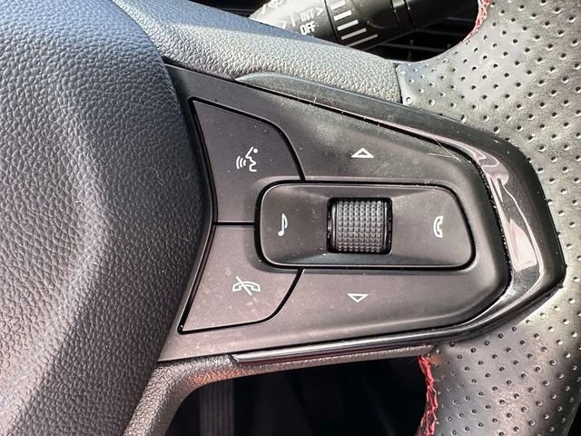 Used 2025 Chevrolet Trax RS w/ Driver Confidence Package FWD image 23