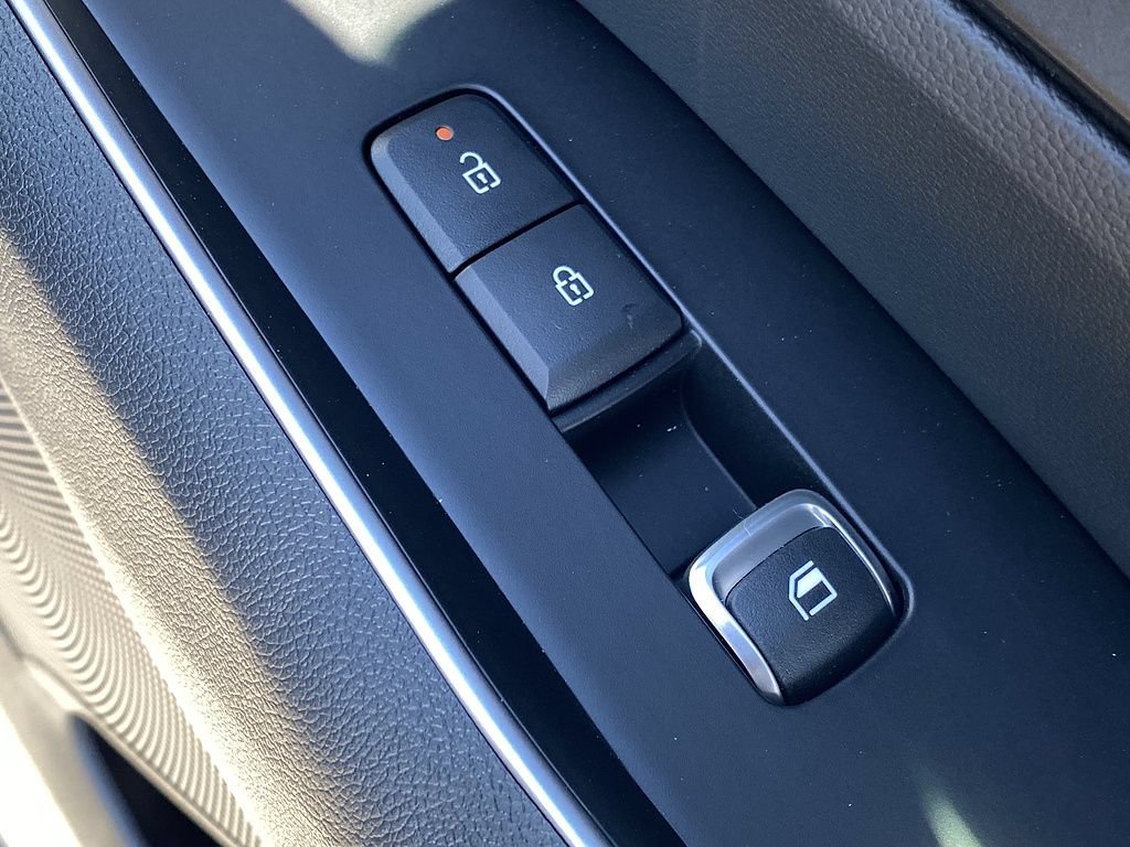 New 2026 Kia Sorento LX FWD image 22