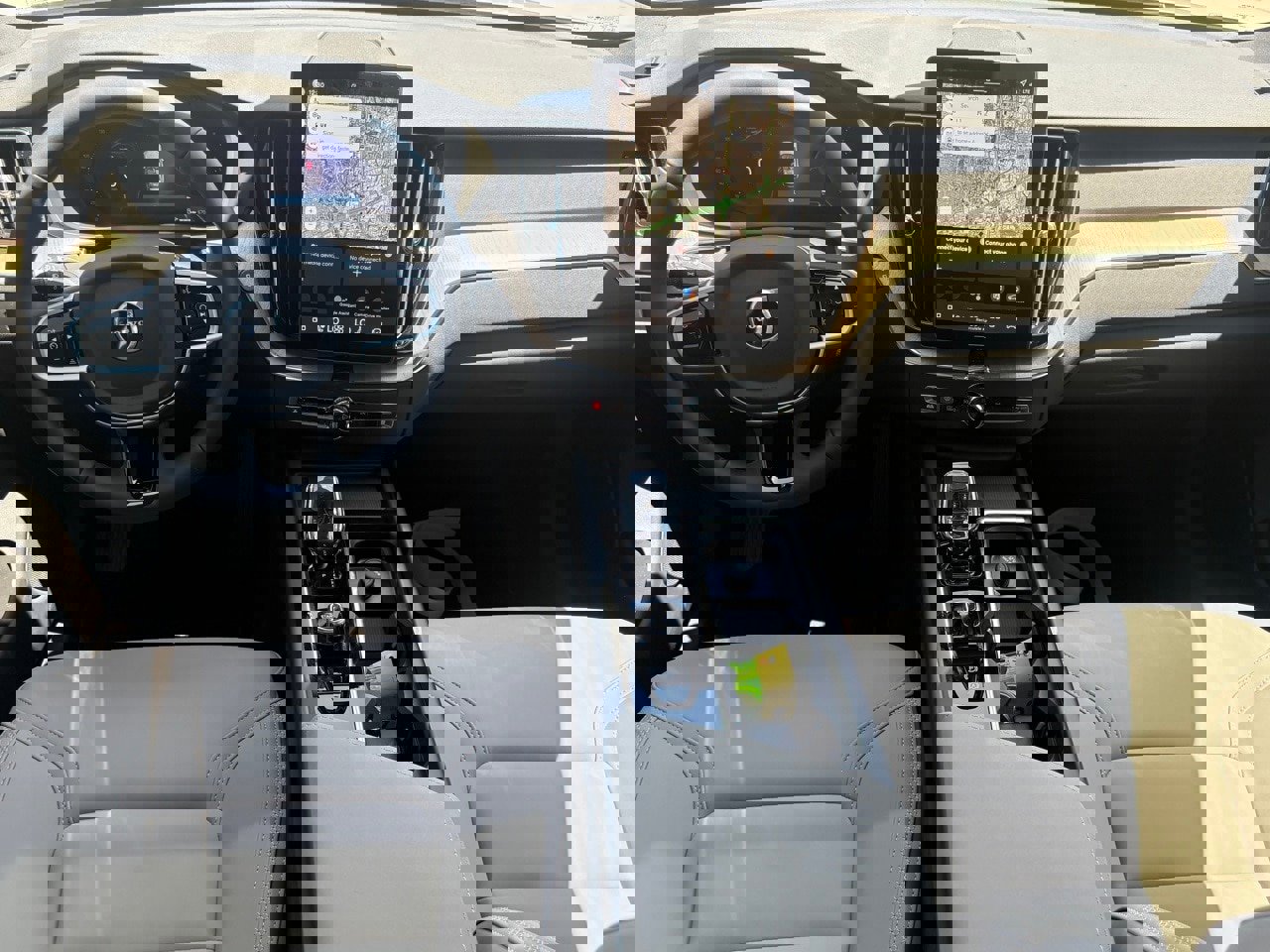 New 2026 Volvo XC60 B5 Plus w/ Protection Package Premier image 9