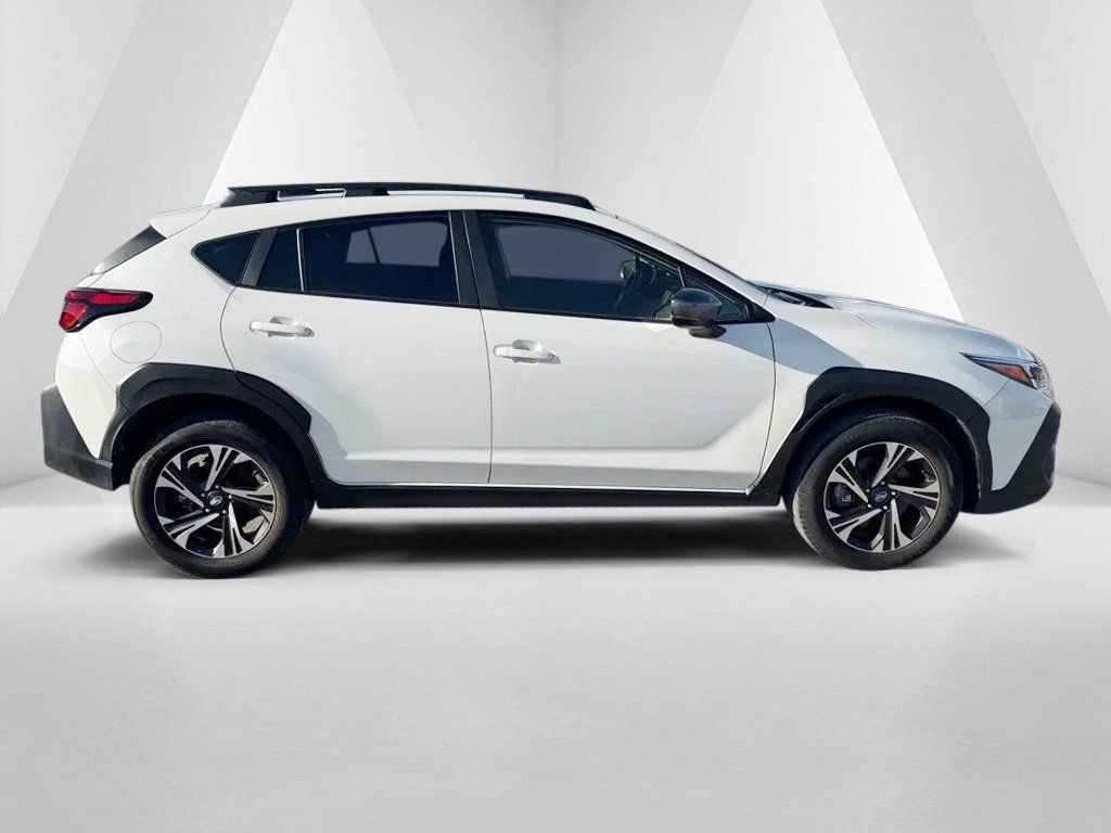 Used 2024 Subaru Crosstrek 2.0i Premium w/ Crosstrek Mirror Package AWD/4WD image 7