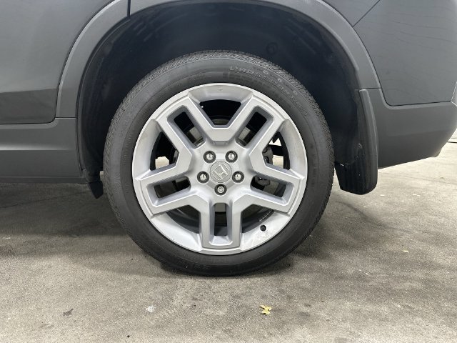 Used 2024 Honda Passport EX-L image 12