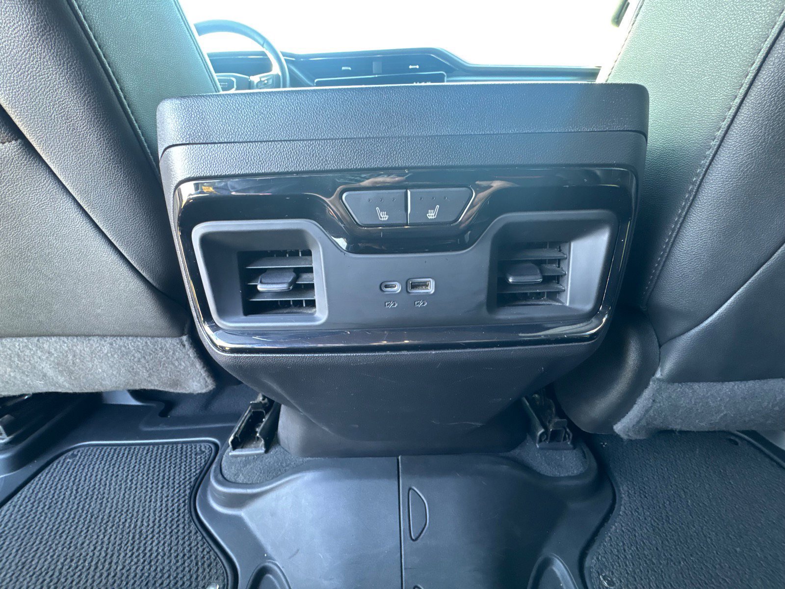 Used 2022 GMC Sierra 1500 AT4 w/ AT4 Premium Package image 15