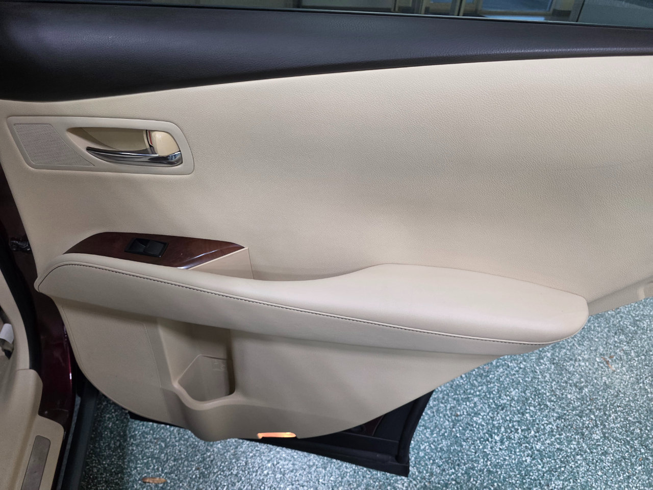 Used 2013 Lexus RX 350 2WD image 24