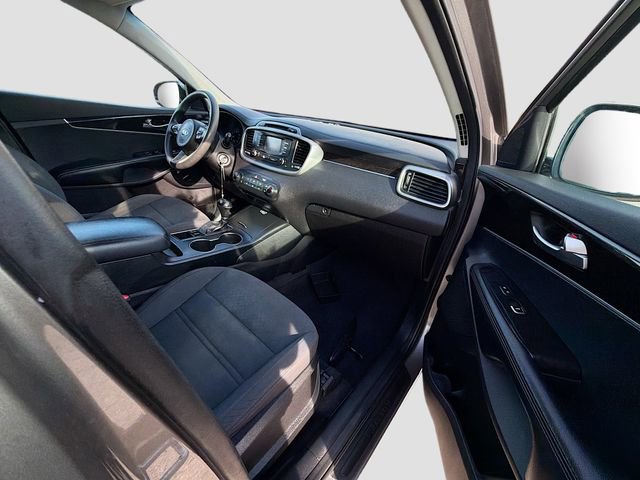 Used 2016 Kia Sorento LX image 26