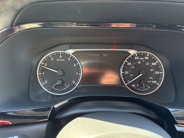 Used 2022 Nissan Pathfinder SV image 24