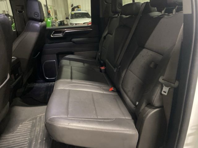 Used 2024 Chevrolet Silverado 2500 LT w/ Convenience Package image 7