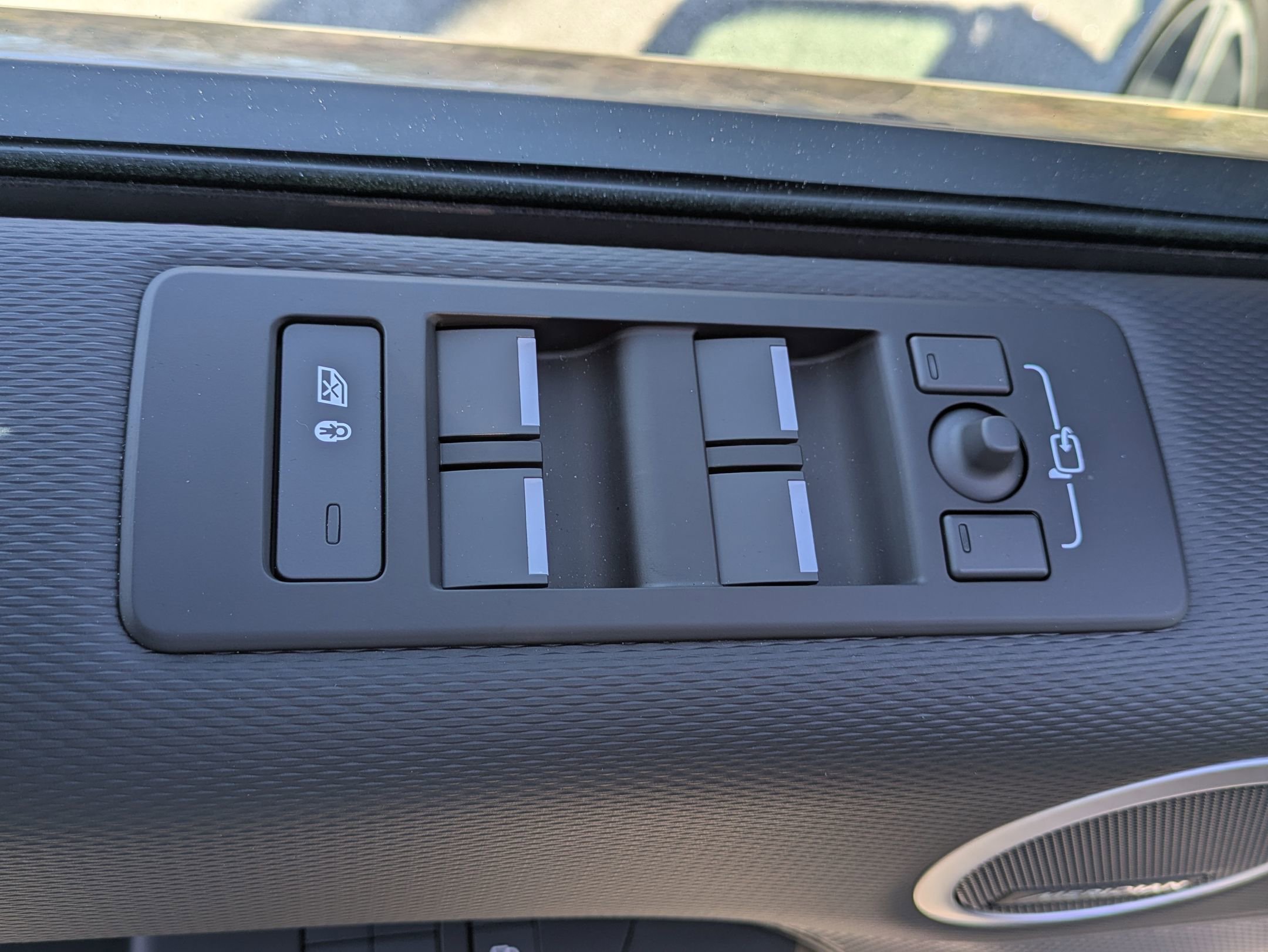 New 2026 Land Rover Discovery Dynamic SE image 22