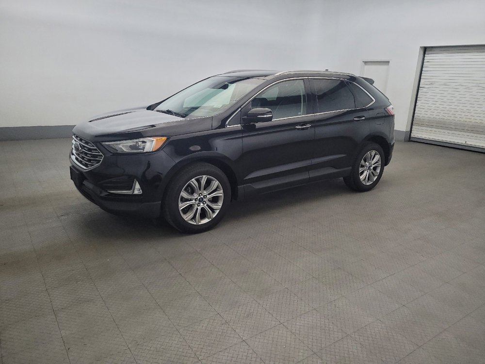 Used 2019 Ford Edge Titanium AWD/4WD image 2