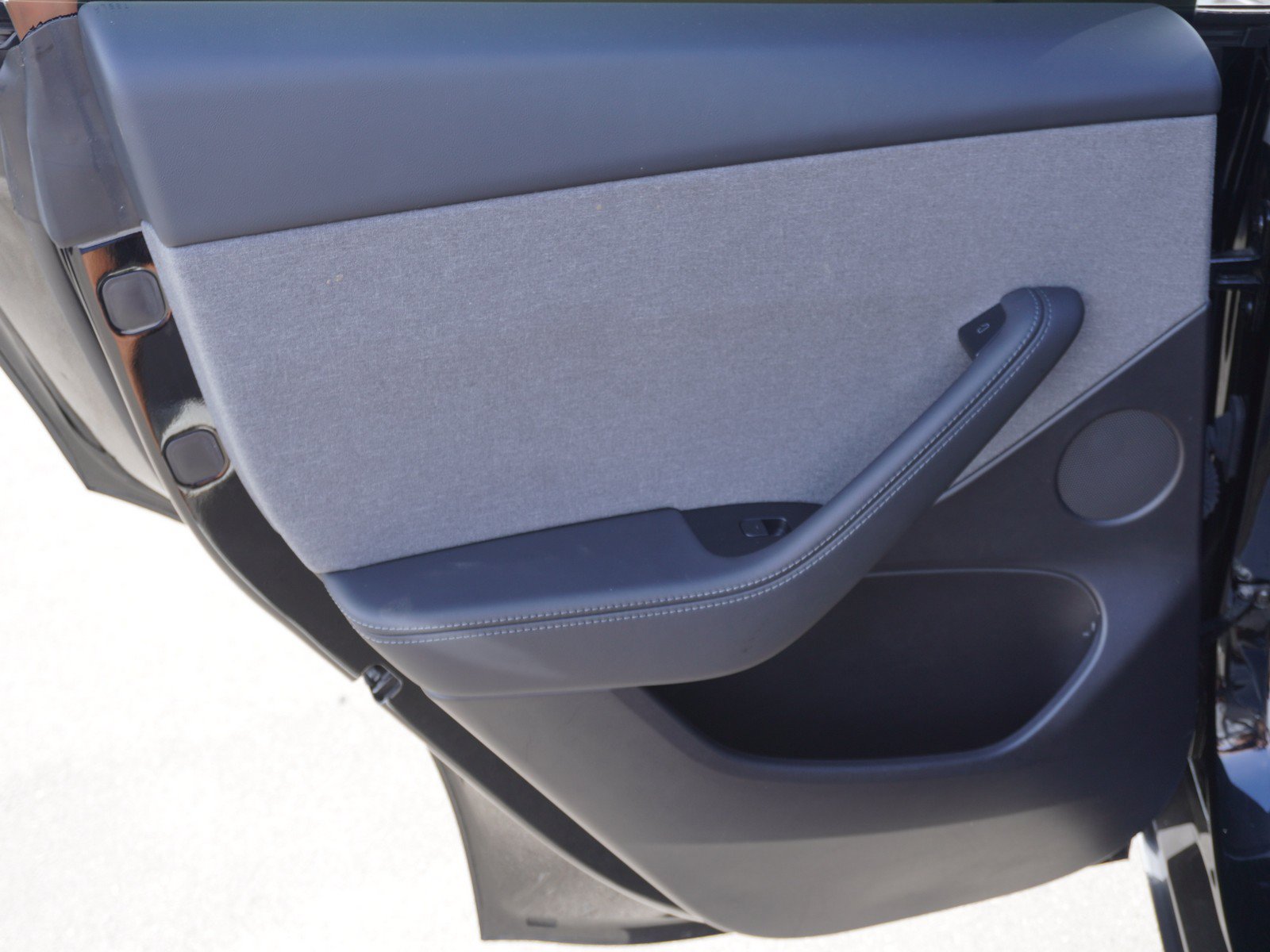 Used 2026 Tesla Model Y 2WD image 11