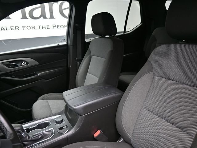 Used 2023 Chevrolet Traverse LT image 16