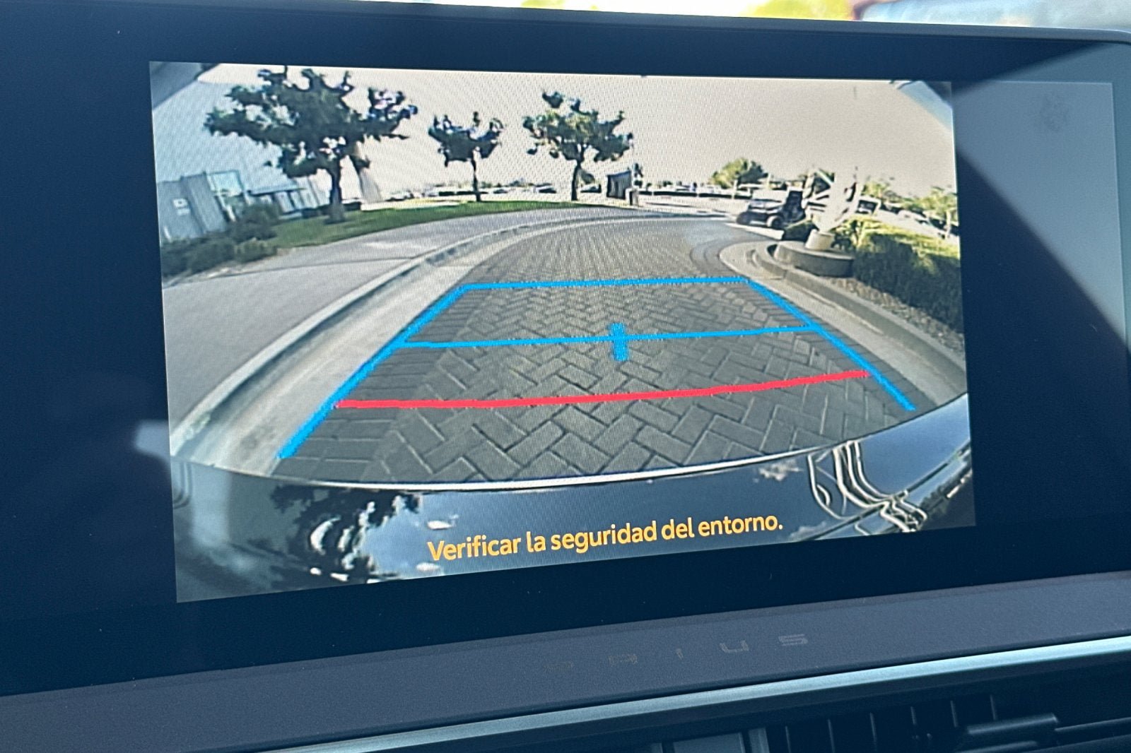 New 2027 Toyota Prius FWD image 23