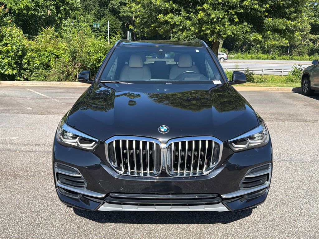 Used 2022 BMW X5 sDrive40i w/ Premium Package RWD image 2