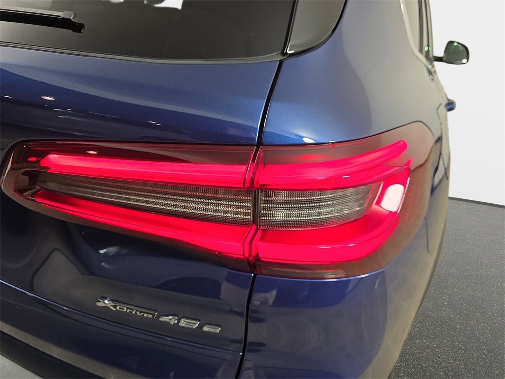 Used 2021 BMW X5 xDrive45e w/ Executive Package image 39
