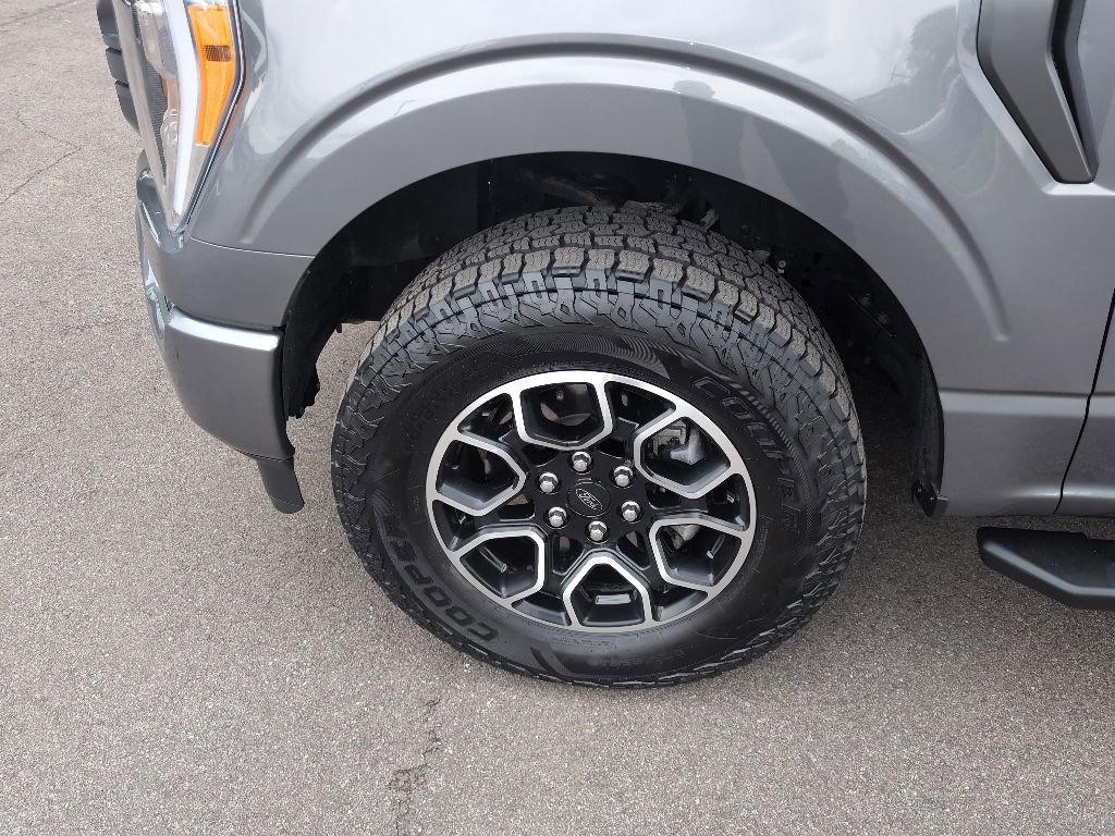 Used 2022 Ford F150 XLT w/ Equipment Group 302A High AWD/4WD image 12