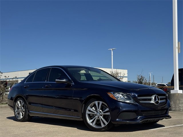 Used 2015 Mercedes-Benz C 300 Sedan image 2