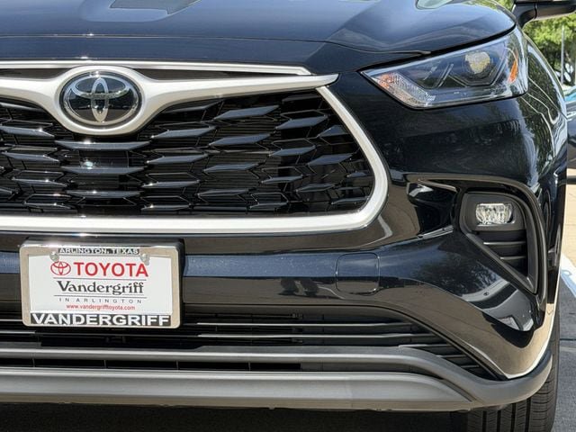 New 2026 Toyota Highlander XLE AWD/4WD image 9