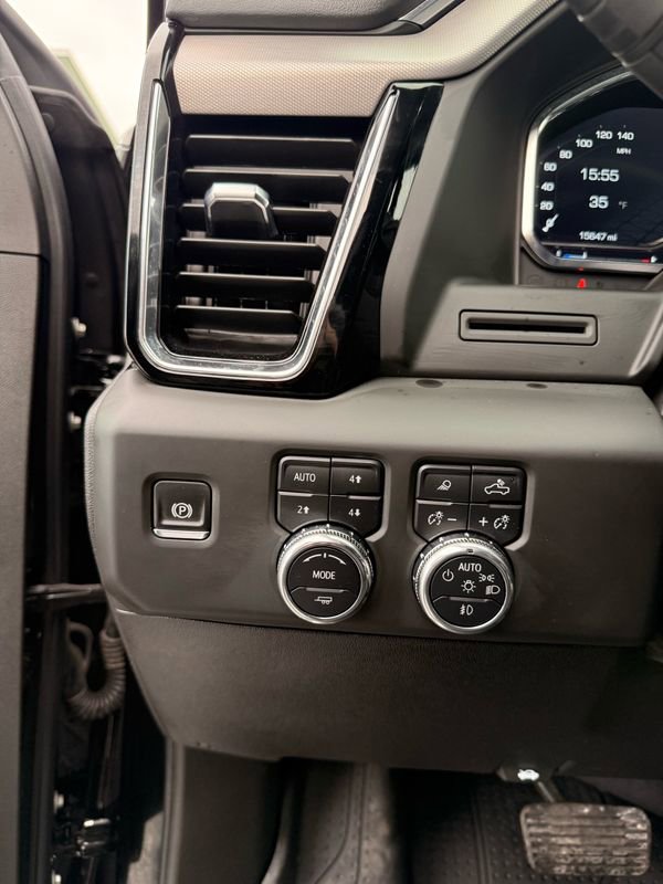 Used 2025 GMC Sierra 2500 Denali image 18