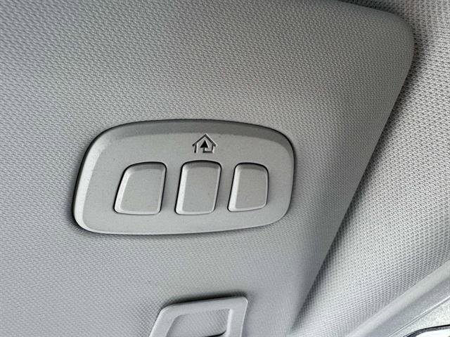 Used 2021 Ford Mustang Mach-E Premium AWD/4WD image 17