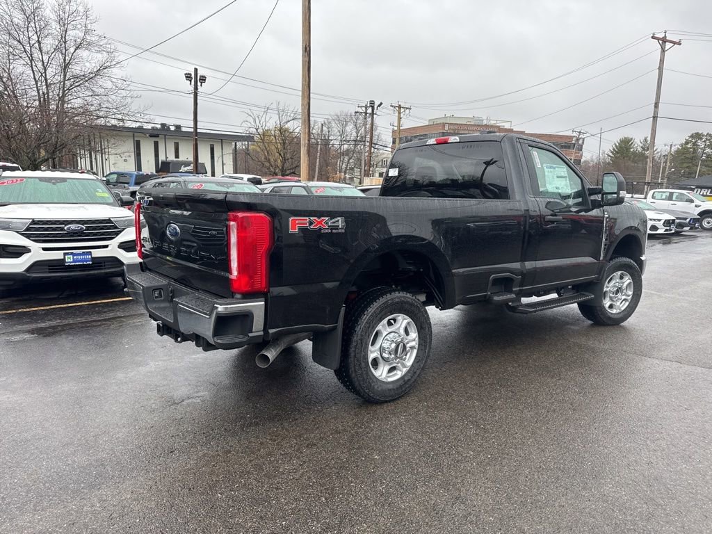 New 2026 Ford F350 XLT w/ FX4 Off-Road Package image 6