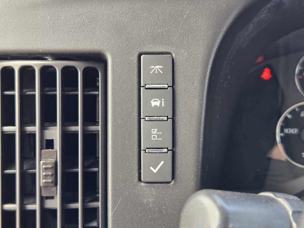 Used 2024 Chevrolet Express 3500 w/ Power Convenience Package RWD image 22