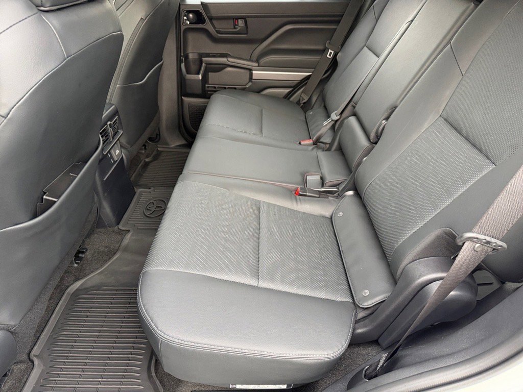 Used 2025 Toyota 4Runner TRD Off-Road Premium image 12