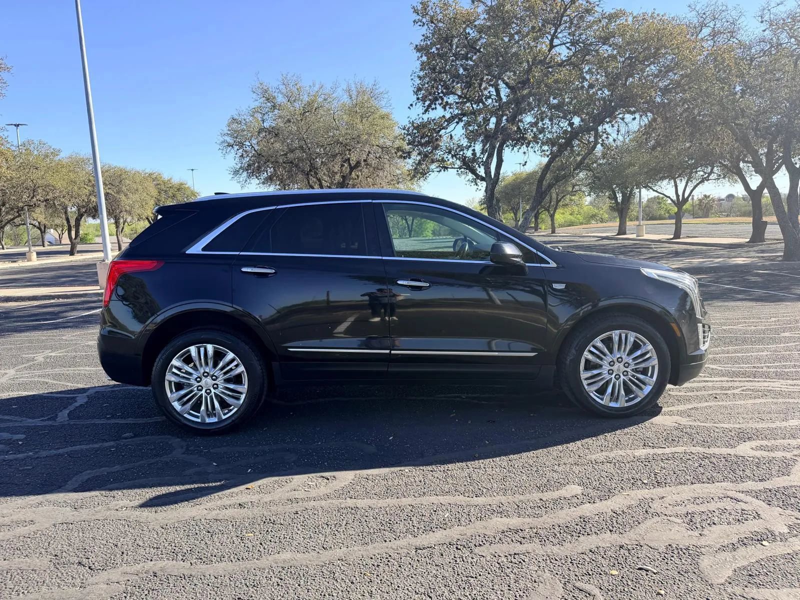 Used 2019 Cadillac XT5 Premium Luxury AWD/4WD image 8