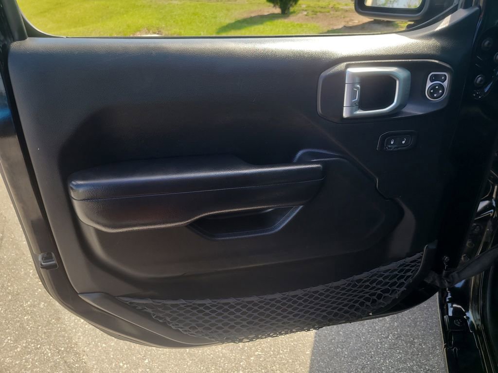 Used 2019 Jeep Wrangler Unlimited Sport S image 12