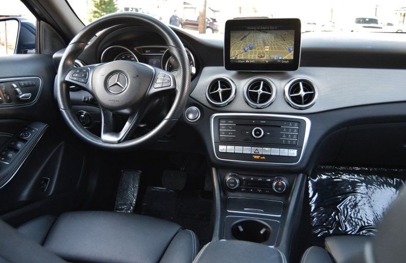 Used 2020 Mercedes-Benz GLA 250 4MATIC image 20