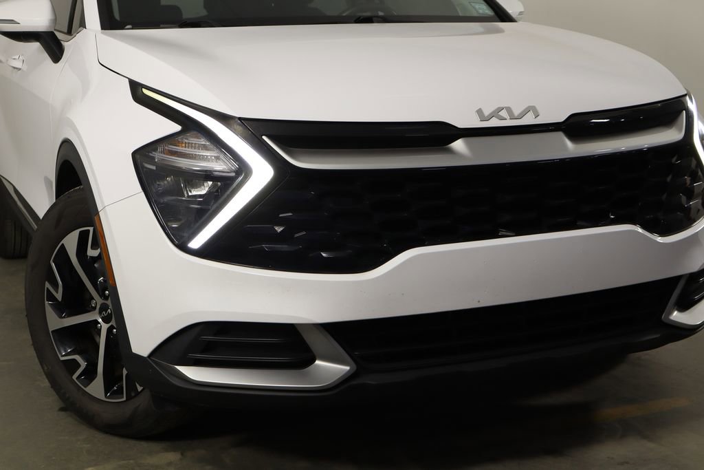 Used 2023 Kia Sportage EX FWD image 48