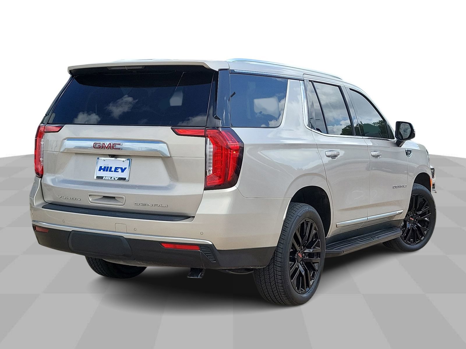 Certified 2024 GMC Yukon Denali image 8