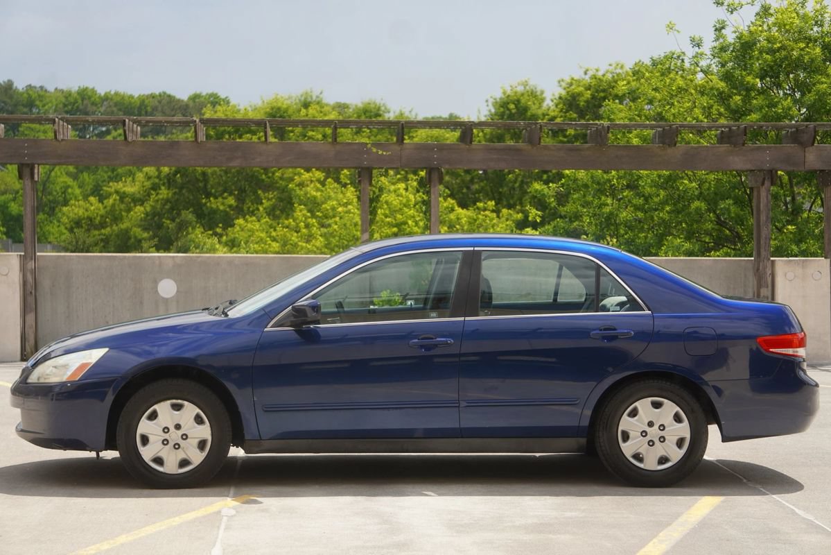 Used 2004 Honda Accord LX image 11