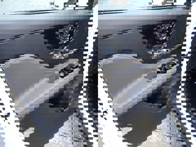 New 2026 Lincoln Corsair Premiere image 19