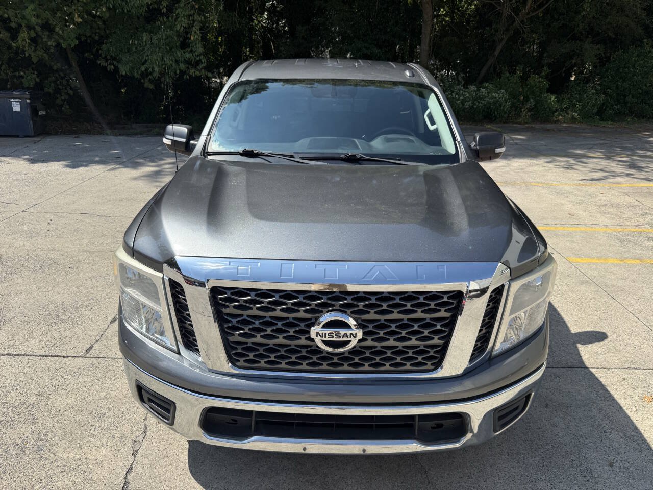 Used 2017 Nissan Titan SV RWD image 13