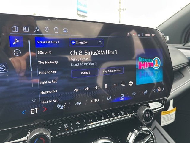 New 2025 Chevrolet Blazer EV LT image 36