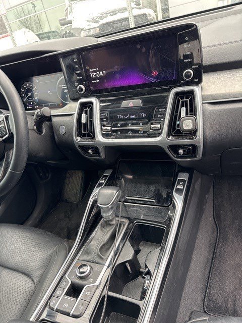 Used 2023 Kia Sorento SX image 8