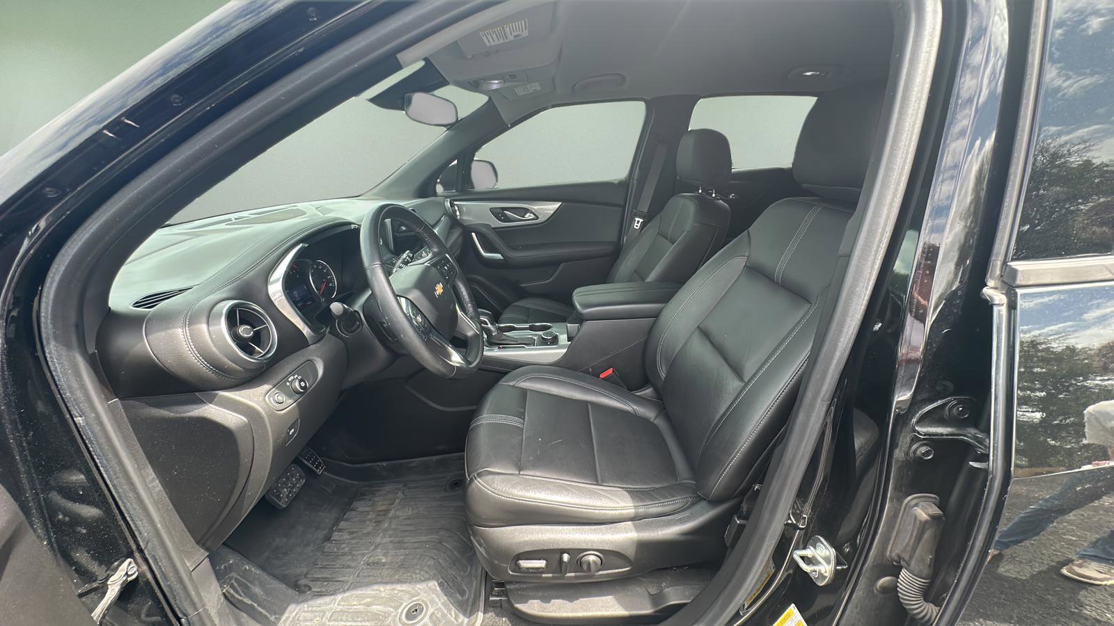 Used 2020 Chevrolet Blazer LT image 13