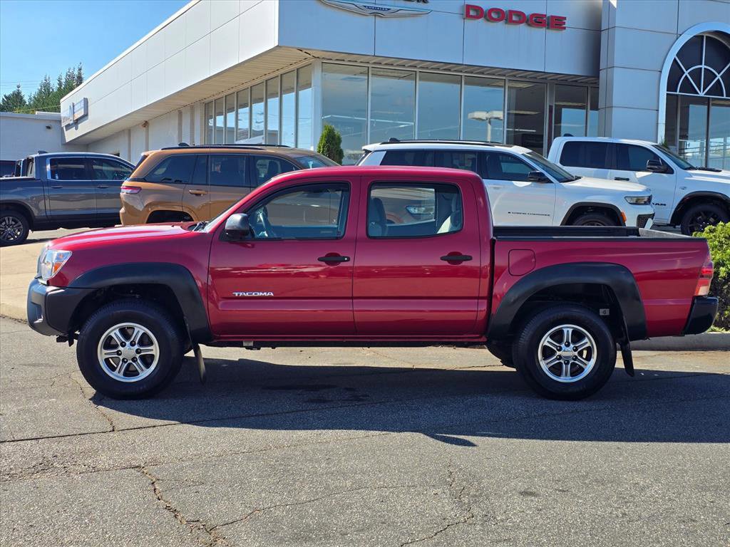Used 2015 Toyota Tacoma PreRunner RWD image 23