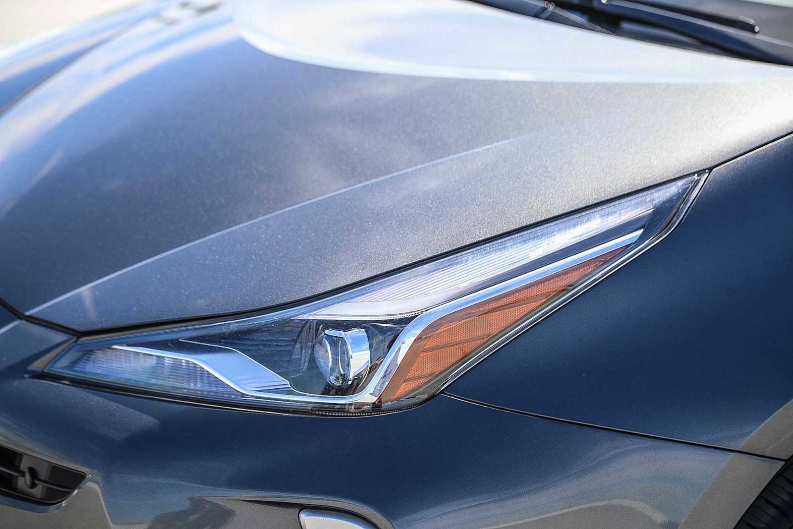 Used 2020 Toyota Prius LE image 8