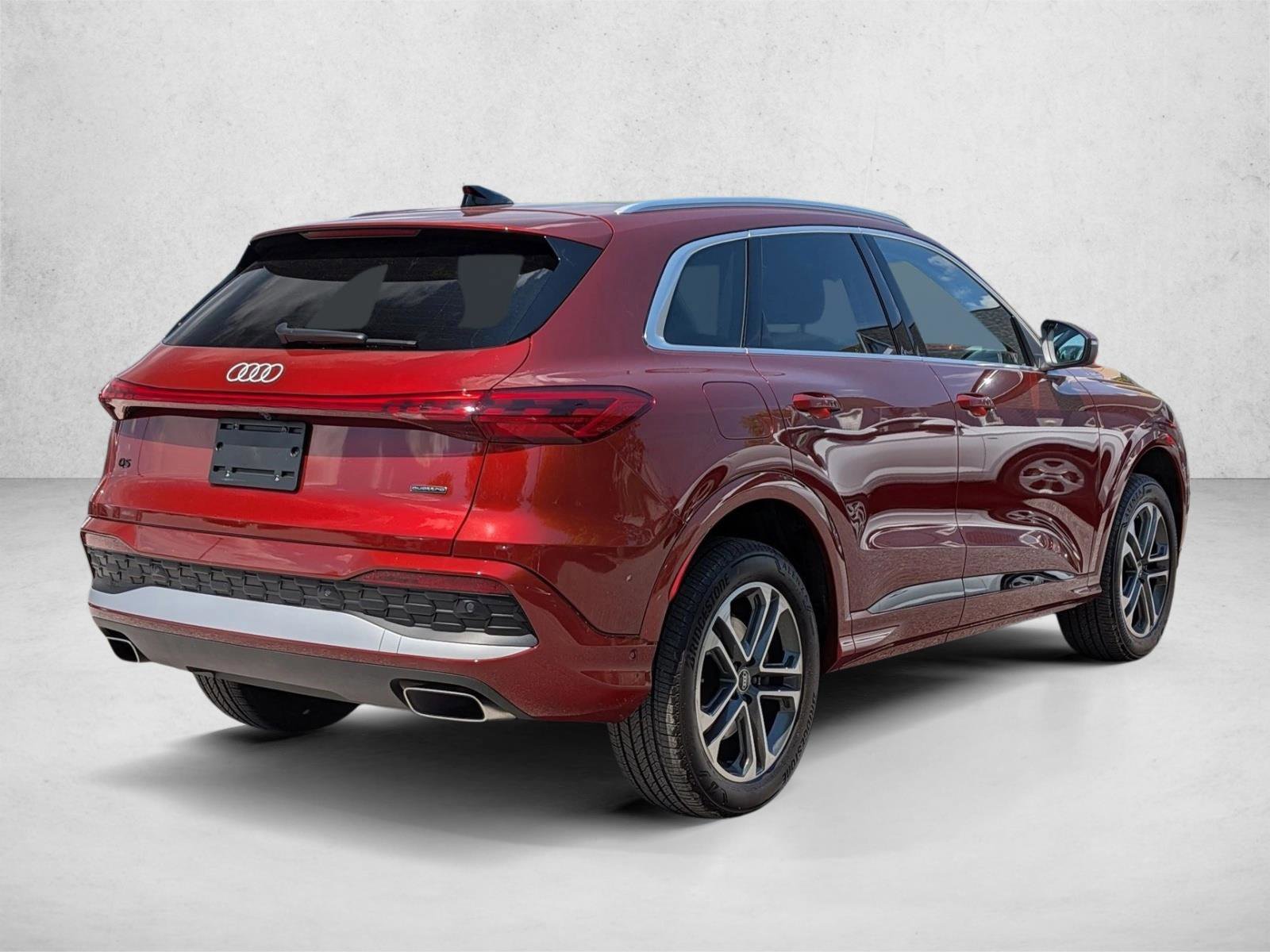 Certified 2025 Audi Q5 Premium w/ Convenience Package AWD/4WD image 5