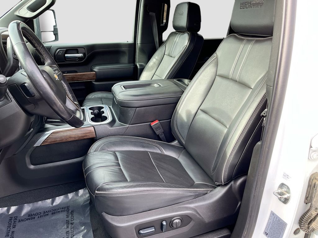 Used 2022 Chevrolet Silverado 3500 High Country w/ Z71 Off-Road Package image 22