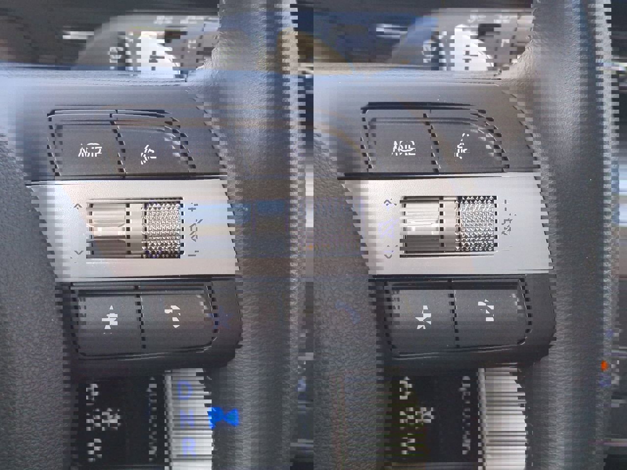 Used 2024 Hyundai Kona Limited image 26