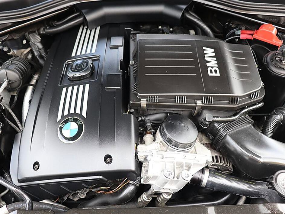 Used 2008 BMW 535xi Sedan AWD/4WD image 39