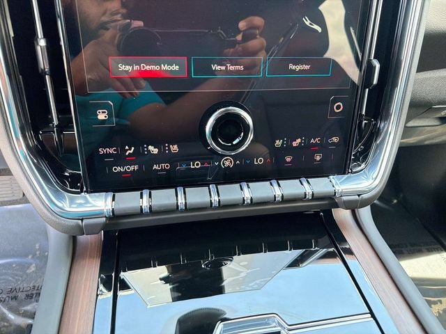 New 2026 GMC Yukon XL Denali w/ Denali Reserve Package AWD/4WD image 25