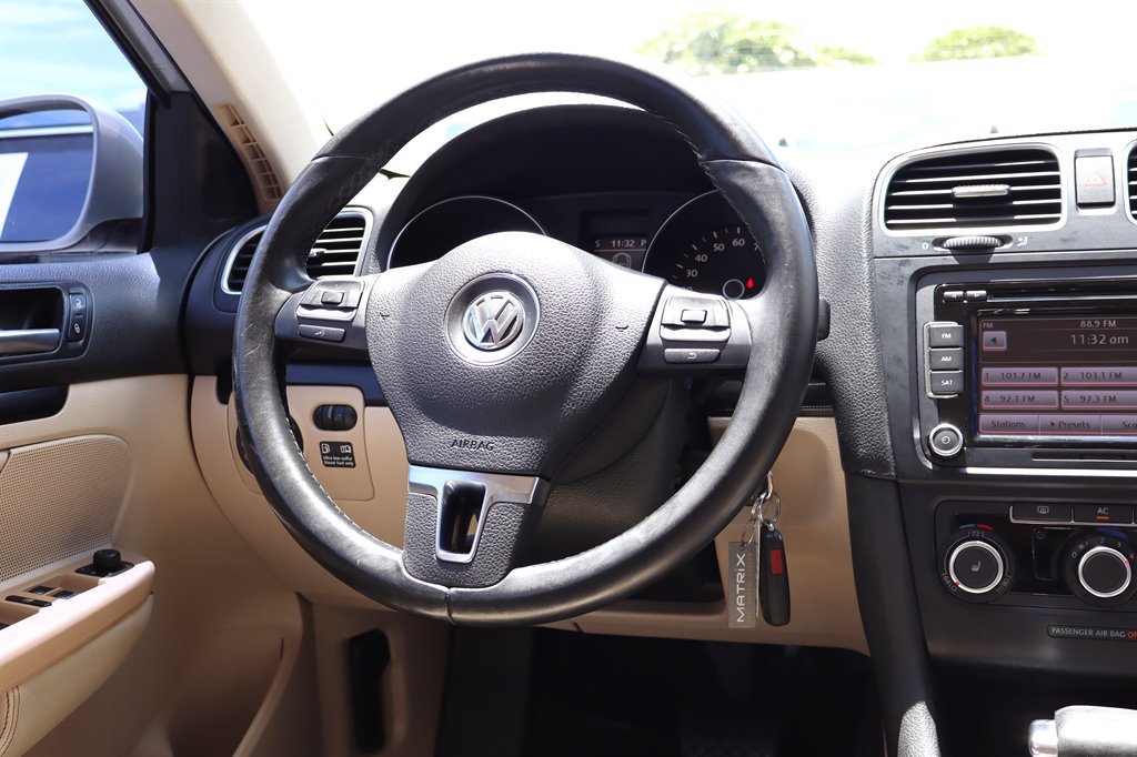Used 2011 Volkswagen Jetta TDI FWD image 14