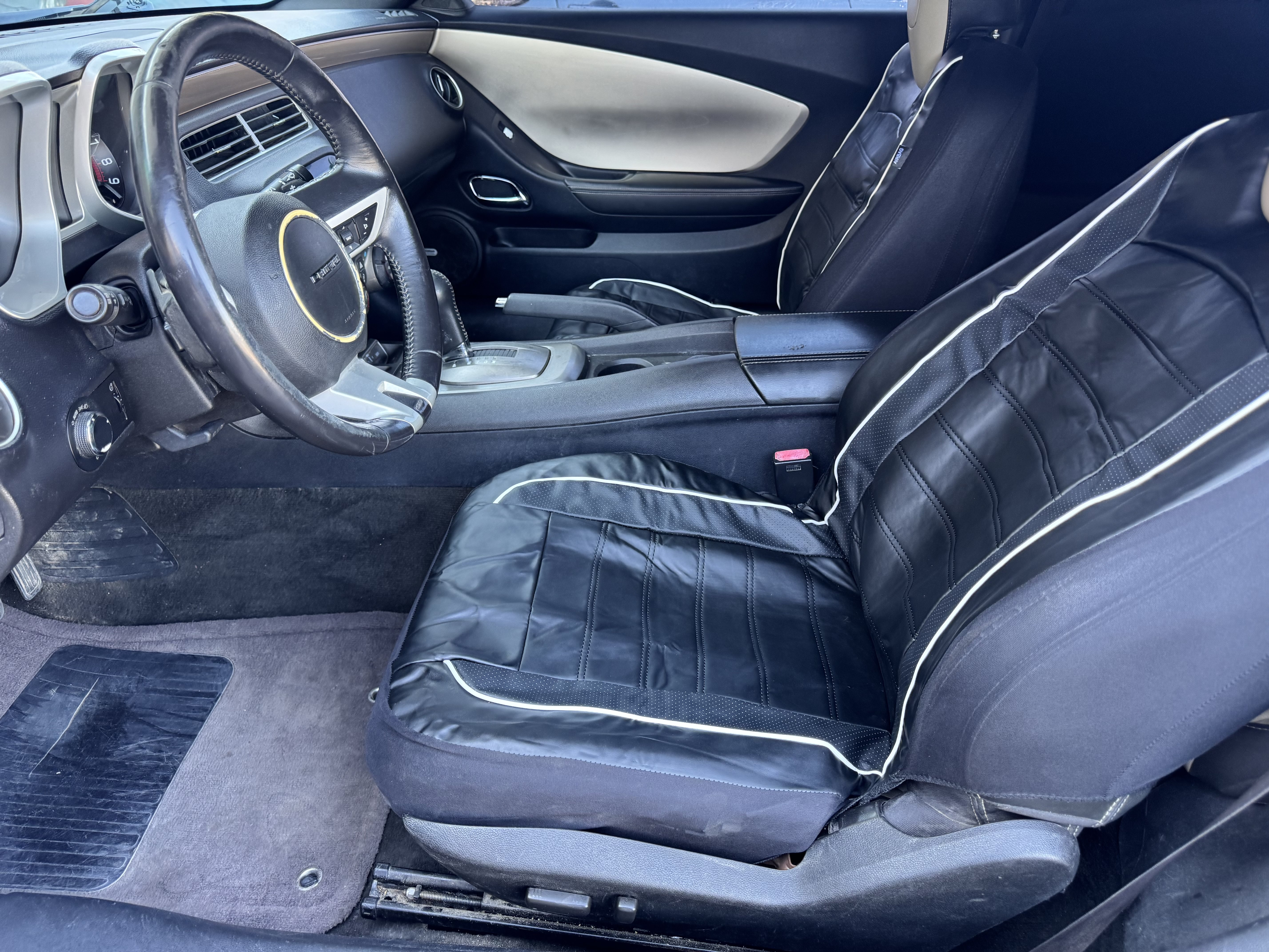Used 2010 Chevrolet Camaro SS w/ RS Package RWD image 10