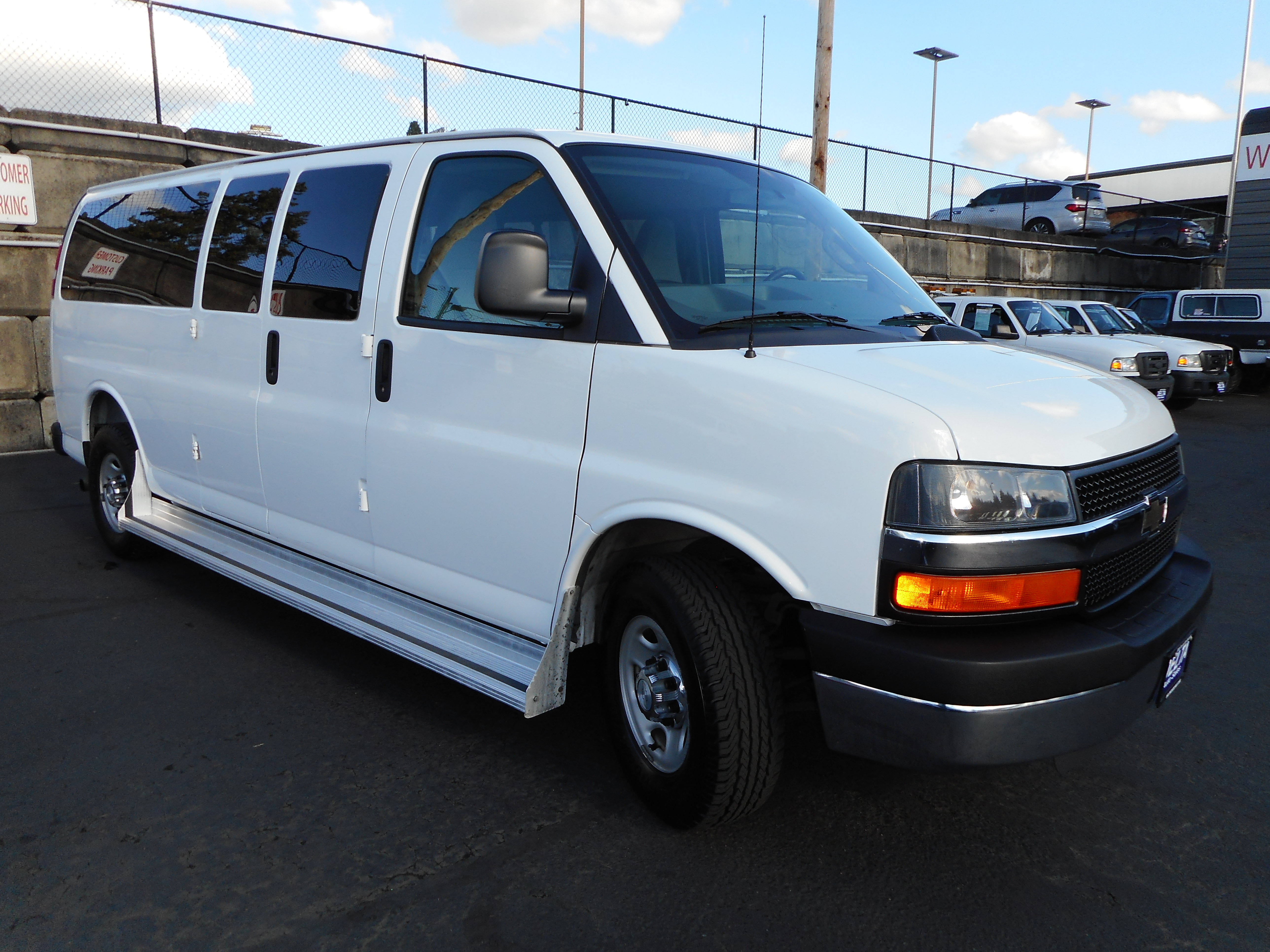 Used 2016 Chevrolet Express 3500 LT w/ LT Preferred Equipment Group RWD image 1