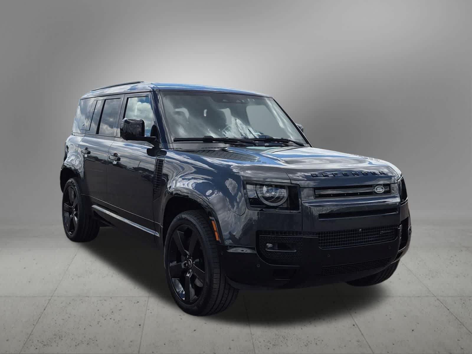 Certified 2023 Land Rover Defender 110 X-Dynamic SE AWD/4WD image 8