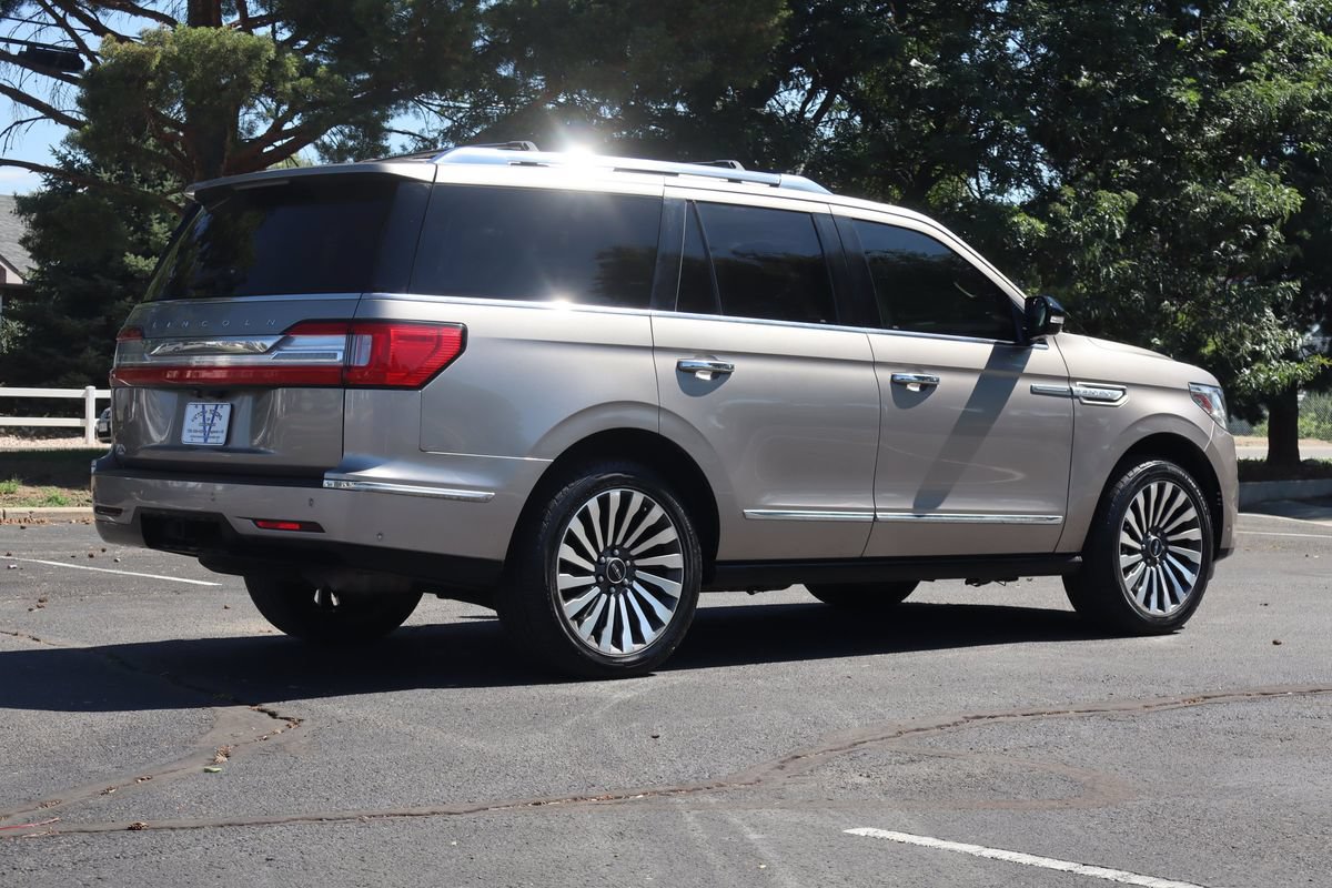 Used 2018 Lincoln Navigator Reserve w/ Technology Package AWD/4WD image 5