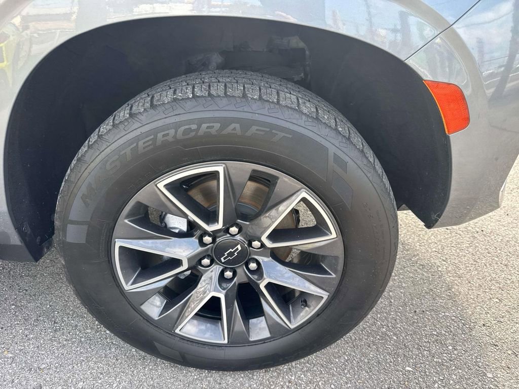 Certified 2021 Chevrolet Tahoe Z71 w/ Z71 Signature Package image 4